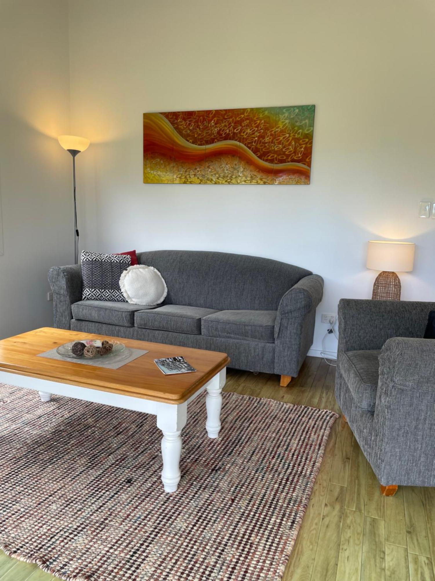 Poinciana Cottages Бернт Пайн Екстериор снимка
