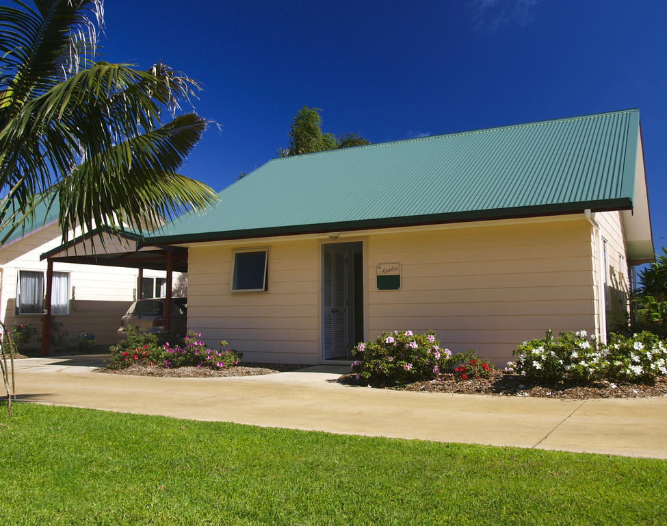 Poinciana Cottages Бернт Пайн Стая снимка